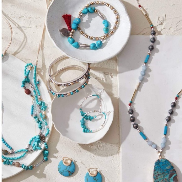 Turquoise Skies Beaded Frontal Hoops - Picture 6 of 6